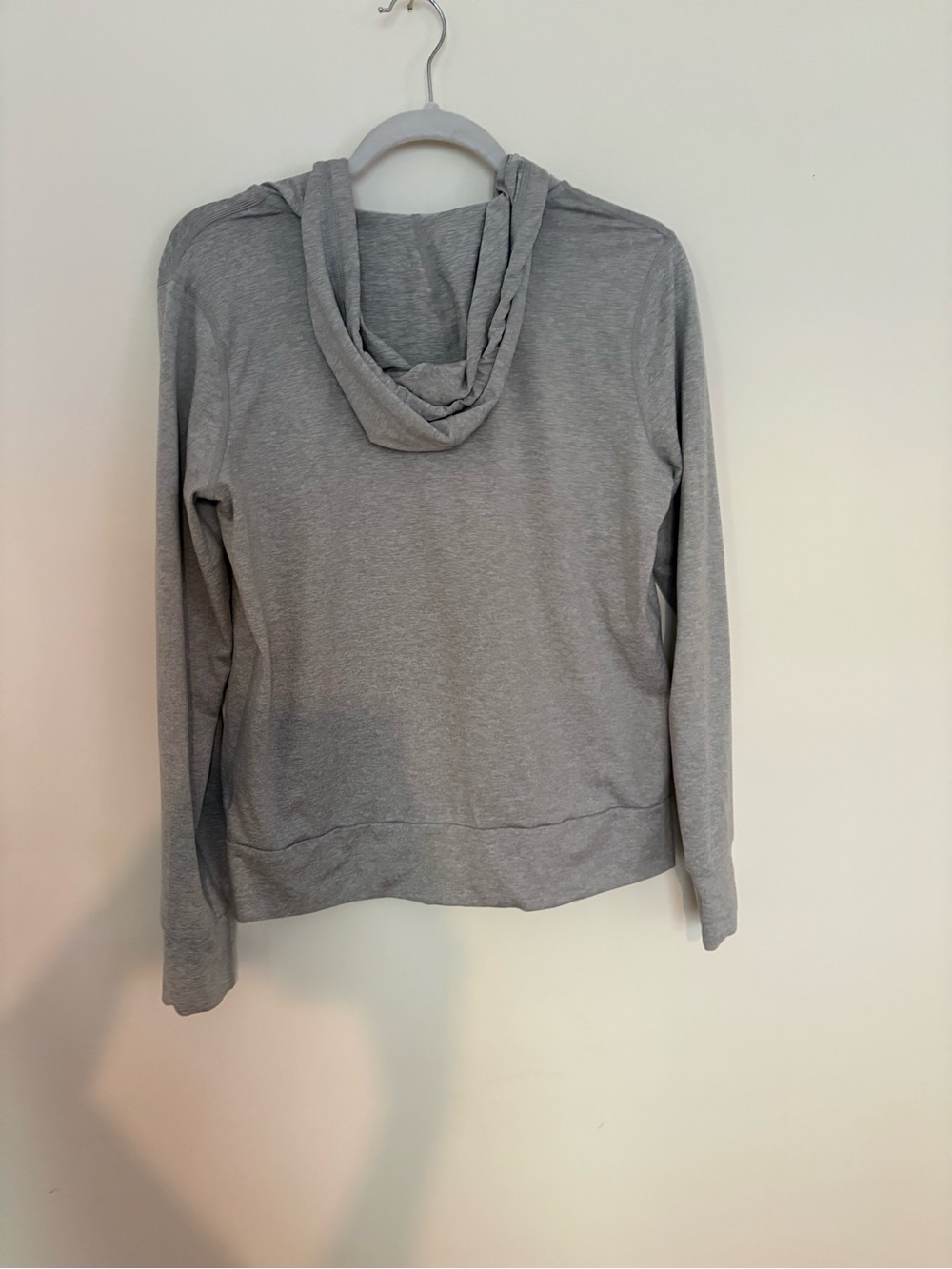 Vuori Halo Performance Hoodie 2.0 | Size Medium | Like New - Picture 9 of 14